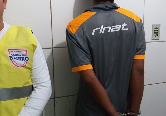 Agentes do Ronda no Bairro prendem homem por tentativa de homicídio em Maceió