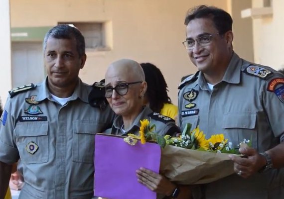PM alagoana diagnosticada com câncer é homenageada