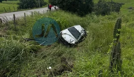 Acidente com Toyota Hilux deixa motorista ferido em Arapiraca
