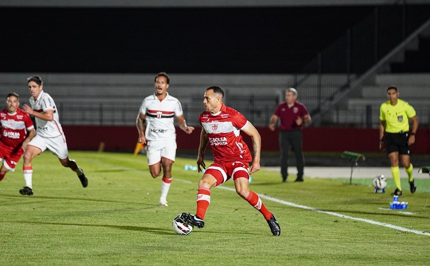 CRB vence o Botafogo-SP em Ribeirão Preto e respira na Série B