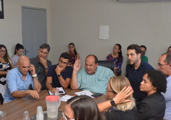 Secretário de Estado da Saúde convoca reunião do Comitê Operativo Emergencial