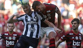 Flamengo derrota Botafogo em clássico no Maracanã e segue cinco pontos atrás do líder