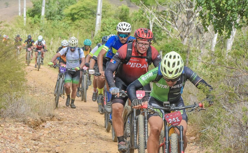 Copa Norte Nordeste de Mountain Bike XCM é realizada com sucesso de participantes e público em Traipu