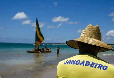 Senado aprova regras para empresas que prestam serviços a turistas