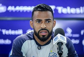 Kaike destaca união do grupo do CSA e confiança em acesso na Série D