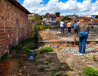 Instituto de Arquitetos coordena construção de banheiros em comunidades de Alagoas