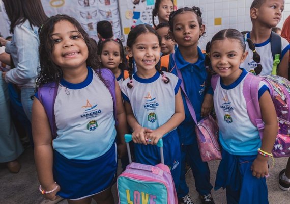 Prefeitura de Maceió abre pré-matrícula com oferta de 6,5 mil novas vagas em Gigantinhos e escolas de todos os bairros