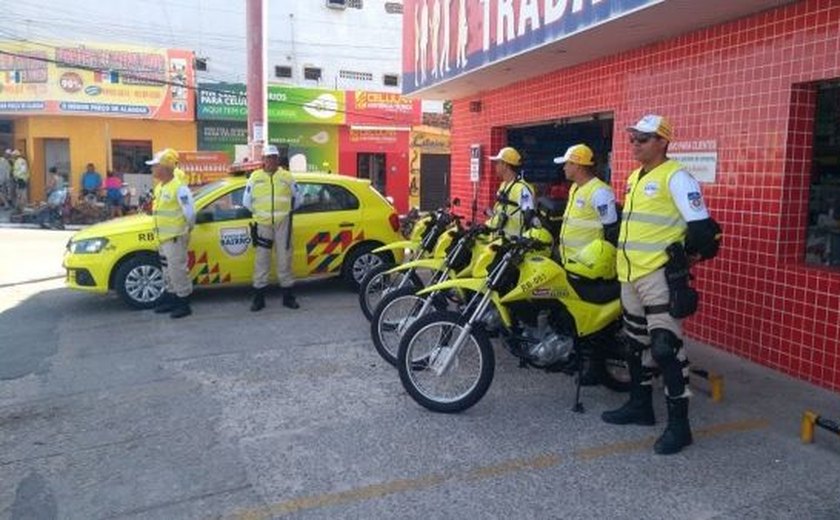 Militares do Ronda no Bairro apreendem moto roubada no Jacintinho