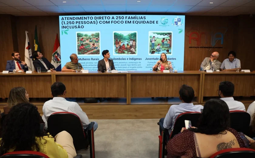 Projeto Nascentes de Vida é apresentado a prefeitos e secretários municipais na AMA