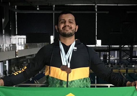 Destaque da natação alagoana disputa competição neste fim de semana em Fortaleza