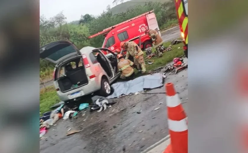 Grave acidente deixa dois mortos e quatro feridos na BR-101, no RJ