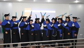 No mercado! Técnicos em Gastronomia comemoram conclusão de curso em solenidade promovida pelo Senac Alagoas