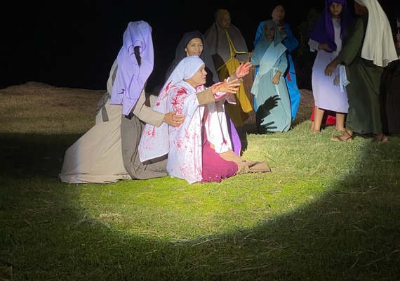 Paixão de Cristo: estreia do espetáculo emociona público em Traipu
