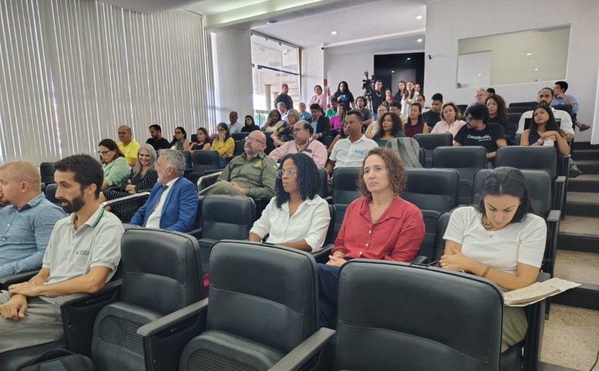 Audiência pública promovida pelo MPF debate definição de áreas para restauração de manguezais