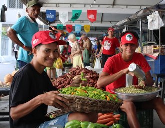 MST inicia 25ª Feira da Reforma Agrária em Maceió