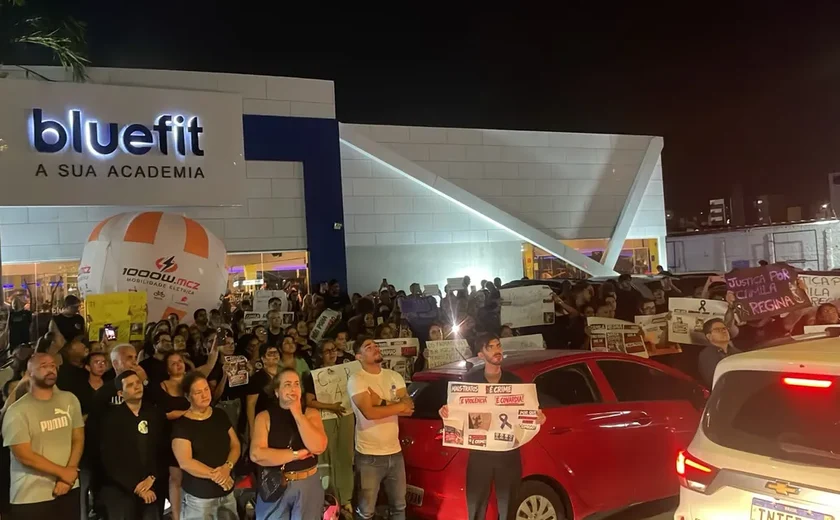 Manifestação cobra responsabilização pela morte da gata Camila Regina em Maceió