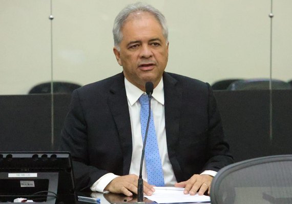 Líder do governo articula sessão na sexta-feira para garantir votação da LDO até o dia 30