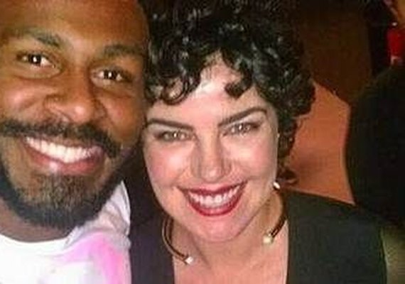 Ana Paula Arósio reaparece em foto com ator da época de escola em São Paulo