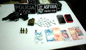 Asfixia apreende drogas e arma de fogo em Murici