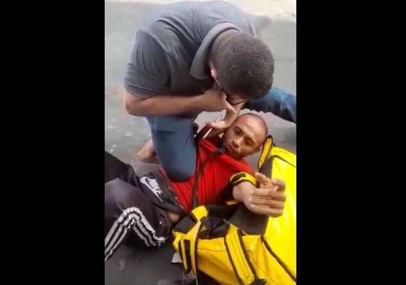 Pix não entra na conta e entregador apanha do cliente em Manaus-AM