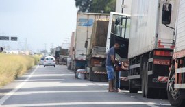 Adesão a greve divide entidades que representam caminhoneiros