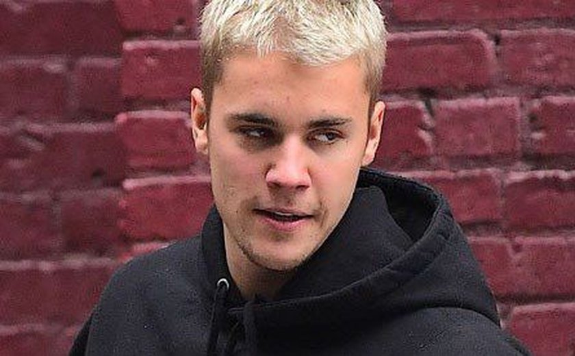 Justin Bieber se envolve em acidente de trânsito e vídeo cai na web