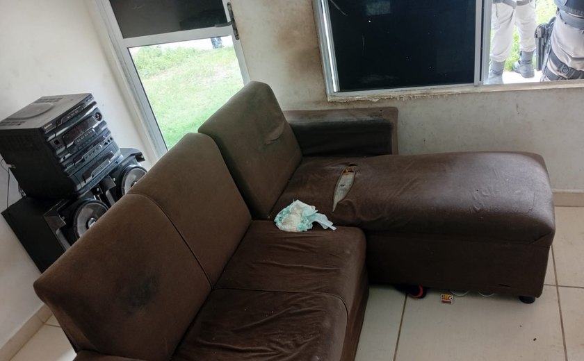 Três crianças são encontradas sozinhas em casa na Cidade Universitária