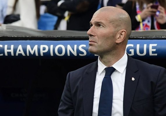 Sonhando com Zidane, diretoria catari do PSG pretende decidir novo técnico em breve