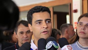 Pesquisas encomendadas por JHC geram repercussão e viram alvo de comentários nas redes