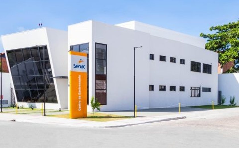 Senac Alagoas oferece oficinas gratuitas de confeitaria com temática de Páscoa para crianças e adultos