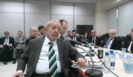 Juiz determina apreensão do passaporte do ex-presidente Lula
