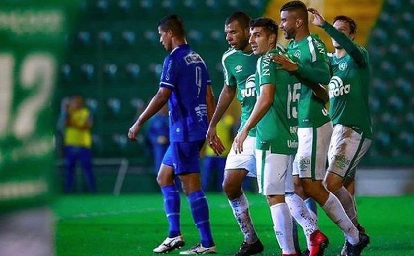 CSA perde para a Chapecoense e tem rebaixamento confirmado no Campeonato Brasileiro