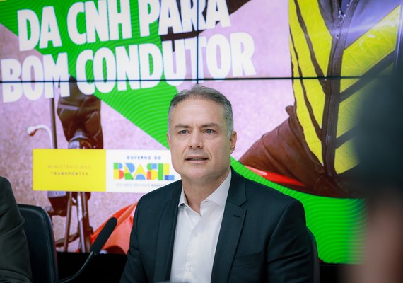 Com duas formas de iniciar o processo da 1ª CNH, 33.086 pessoas fizeram o requerimento pelo site do Detran/AL ou pelo aplicativo CNH do Brasil