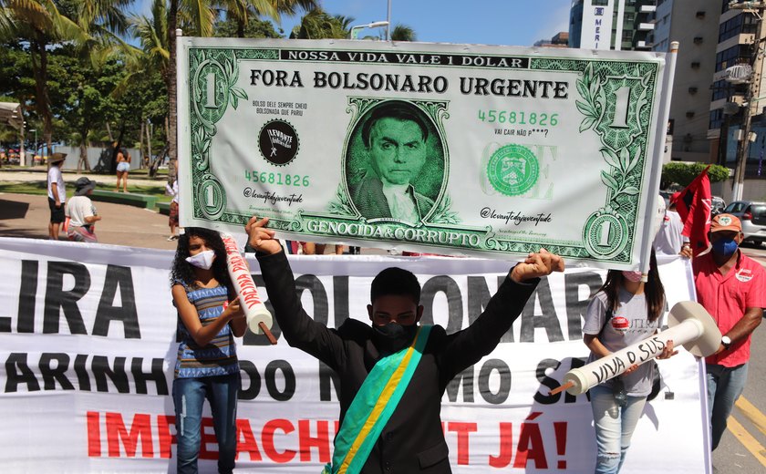Maceió tem mobilização na rua contra Bolsonaro