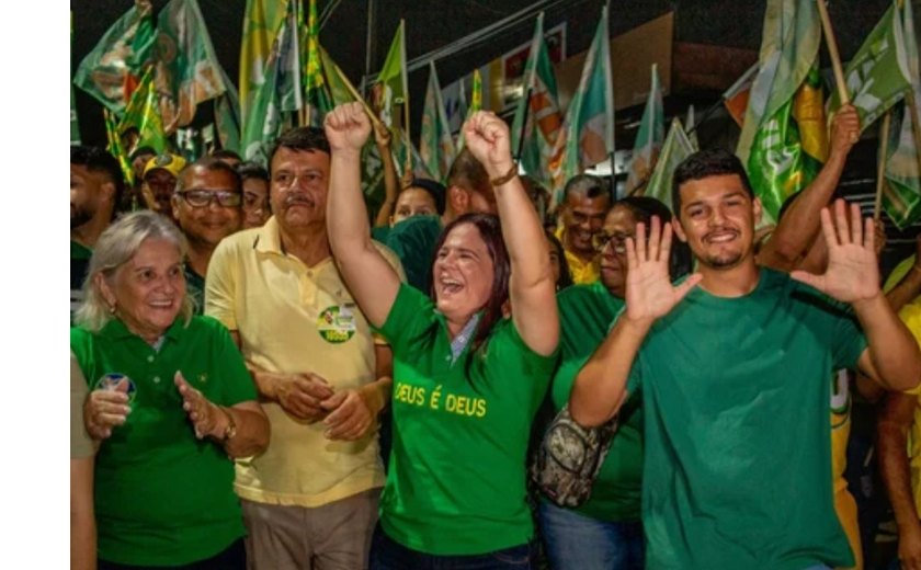 Lívia Carla, primeira prefeita reeleita na Barra de Santo Antônio, consolida sua liderança no Litoral Norte