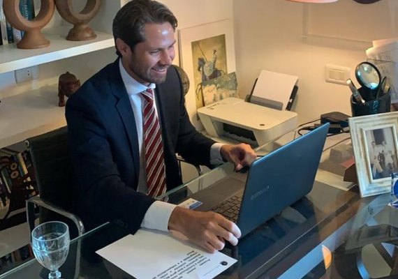 Pedro Vilela assume mandato na Câmara dos Deputados