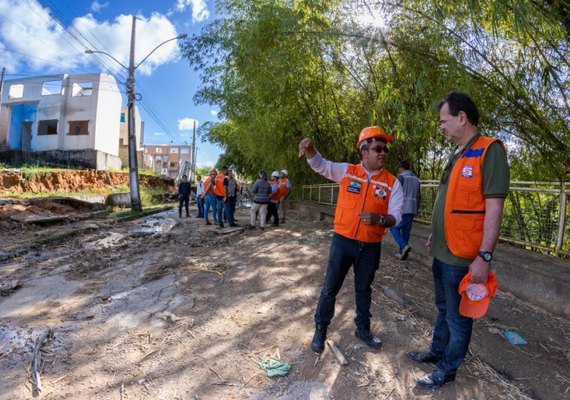 Defesa Civil Nacional e CPRM visitam bairros de Maceió para auxiliar em estudos e monitoramento