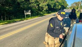 Homem é preso por embriaguez ao volante e envolvimento em sinistro