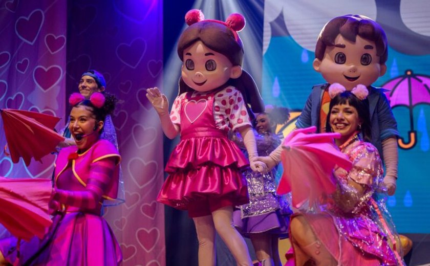 Show de bonecos dos irmãos Maria Clara e JP chega à Maceió