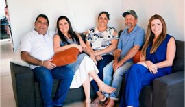 Em Belém/AL, casal ganha casa nova e mobiliada via campanha de solidariedade movida pelos gestores municipais