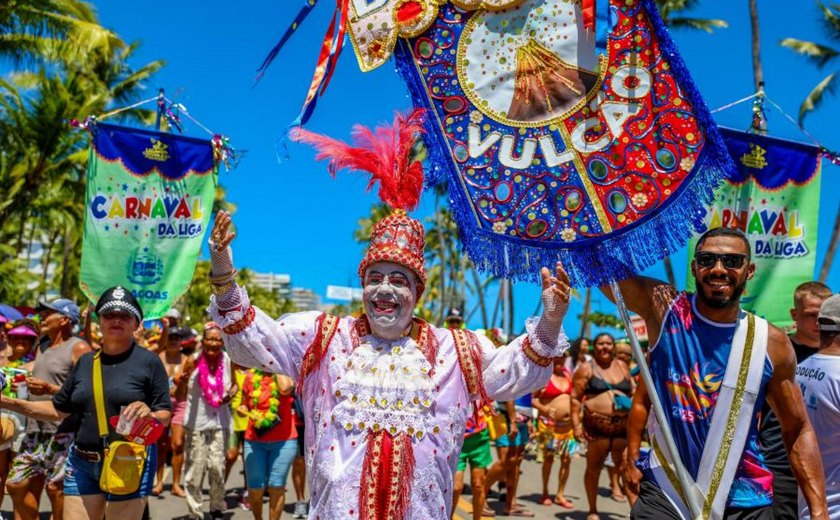 Prévias carnavalescas de Maceió seguem animando neste fim de semana