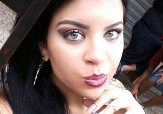 Jady Bolt esquece fama, junta R$ 400 mil e vive da renda de kitinetes