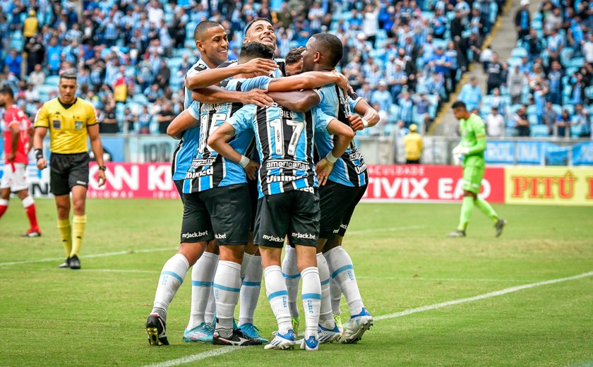 CRB perde para o Grêmio em Porto Alegre e segue na lanterna da Série B