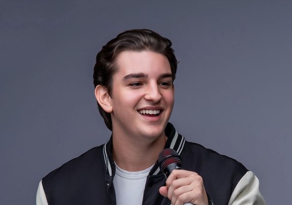 Cantor alagoano Jpshow lança EP para comemorar 10 anos de carreira
