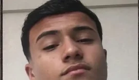 Adolescente de 14 anos desaparece após sair de casa para jogar futebol em praia