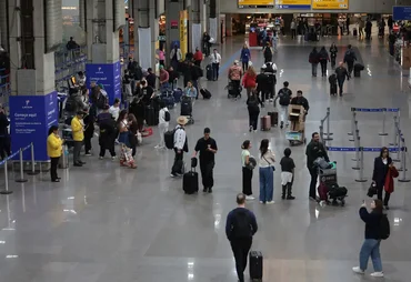 Turismo internacional no Brasil bate recorde em 2025