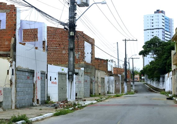 Afundamento de bairros afeta saúde mental de moradores em Maceió