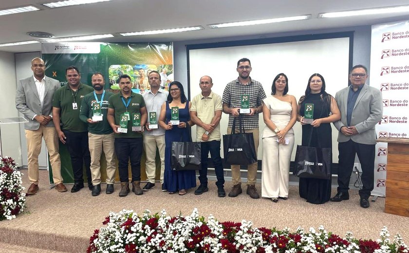 Banco do Nordeste lança programa de capacitação rural em evento de premiação de agricultores em Alagoas