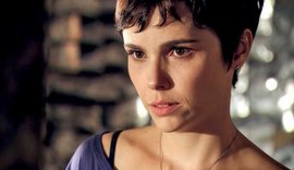 'Avenida Brasil': Vem aí! Santiago faz Nina refém e mete a mão na cara dela