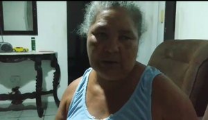 Vídeo: mulher de 55  anos busca por sua mãe em Colônia Leopoldina, no interior de Alagoas